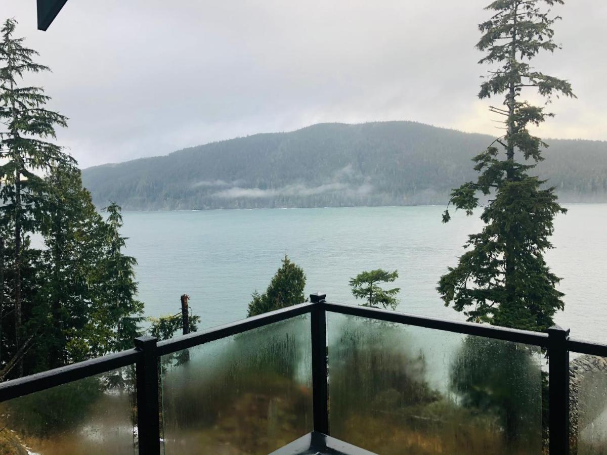 Sandy Feet Retreat Port Renfrew- Oceanfront 2Br Modern Cottage Екстер'єр фото